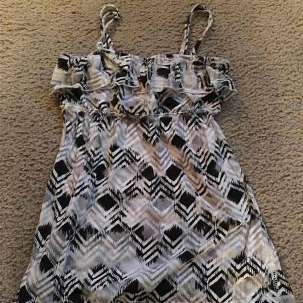 So Geometric Sleeveless Top